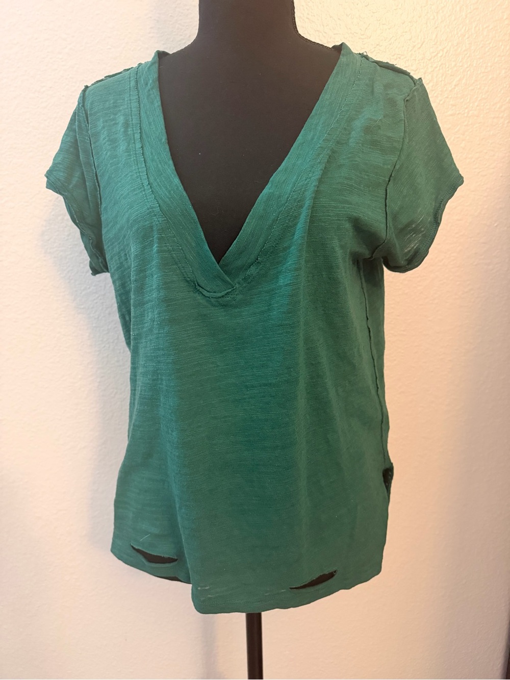 We the Free Women's V-Neck Short Sleeve Top in Green